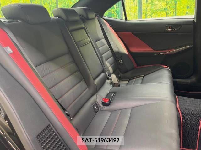 Lexus IS 2015-05 354063-9