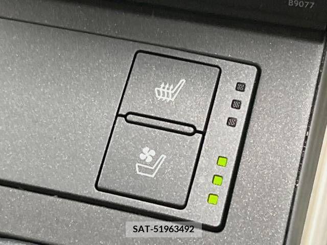 Lexus IS 2015-05 354063-7
