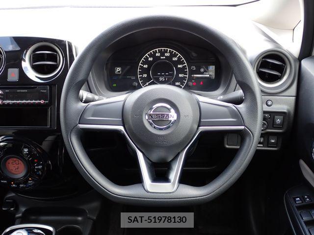Nissan NOTE 2021-02 305532-3