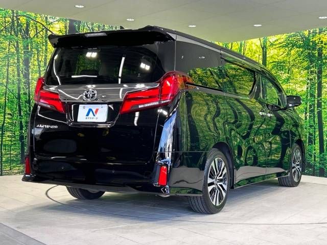 Toyota ALPHARD 2022-10 186323-17