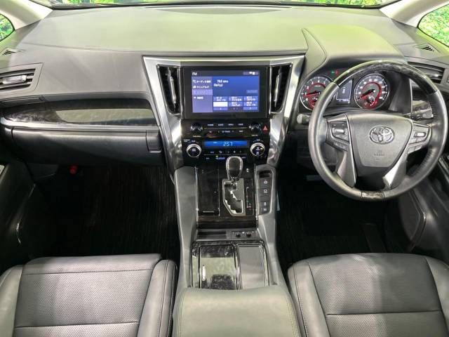 Toyota ALPHARD 2022-10 186323-1