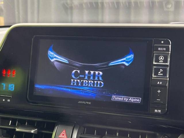 Toyota C-HR 2017-11 181864-3