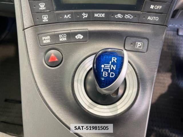 Toyota PRIUS 2010-02 383632-19