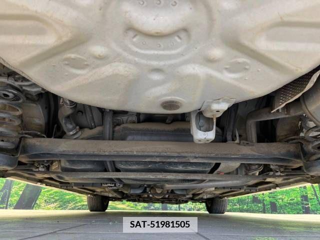 Toyota PRIUS 2010-02 383632-18