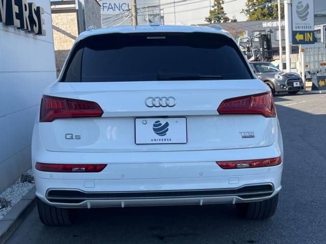 Audi Q5 2017-10 14114-16
