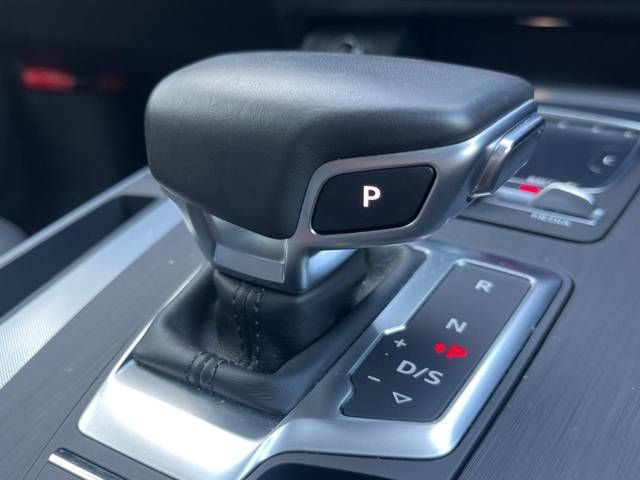 Audi Q5 2017-10 14114-11