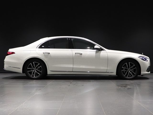 Mercedes Benz S-CLASS 2023-03 12231-9
