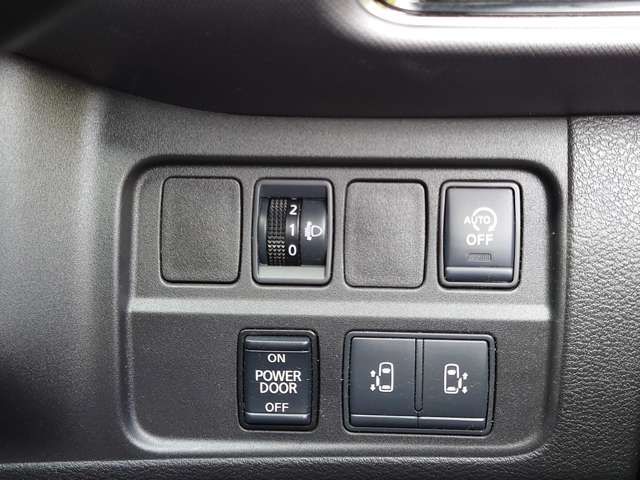 Nissan SERENA 2020-05 1918-9