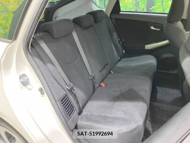 Toyota PRIUS 2015-11 393426-9