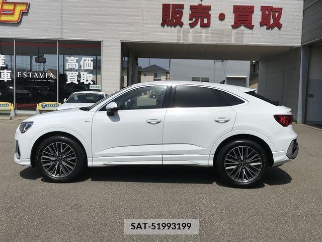 Audi Q3 2021-05 232005-8