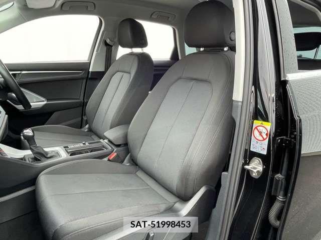 Audi Q3 2022-04 375263-15