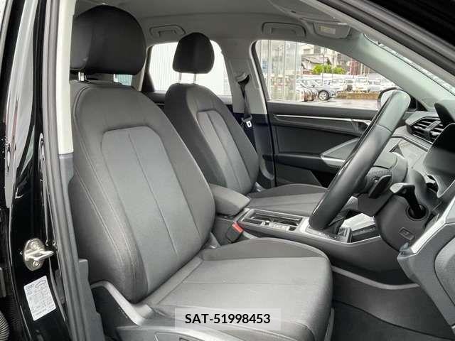 Audi Q3 2022-04 375263-12