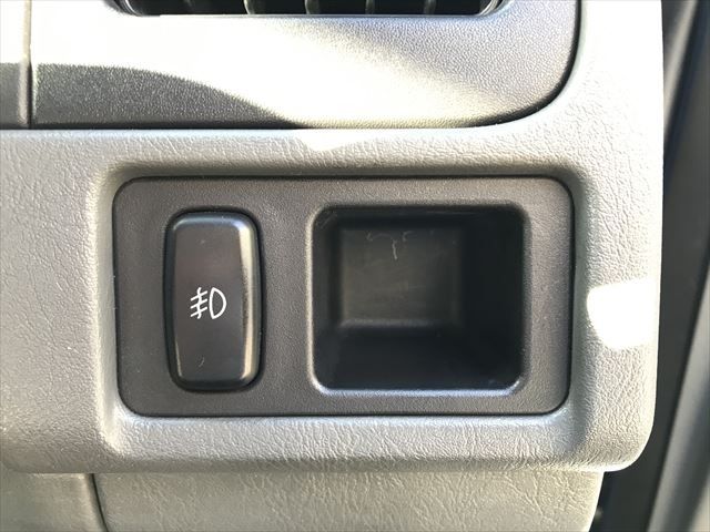 Mitsubishi PAJERO MINI 1999-02 184021-24