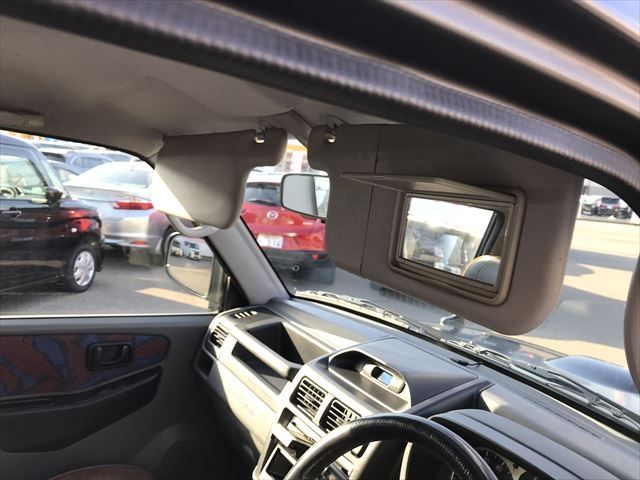 Mitsubishi PAJERO MINI 1999-02 184021-27