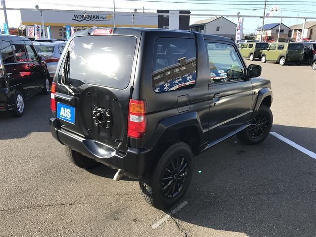 Mitsubishi PAJERO MINI 1999-02 184021-2