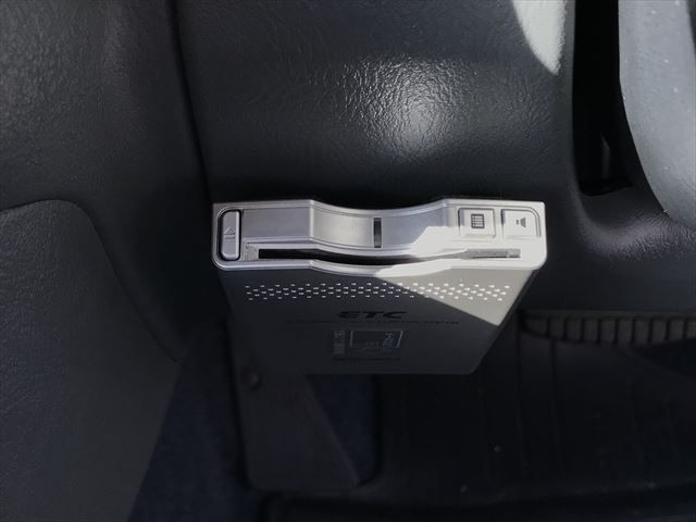 Mitsubishi PAJERO MINI 1999-02 184021-23