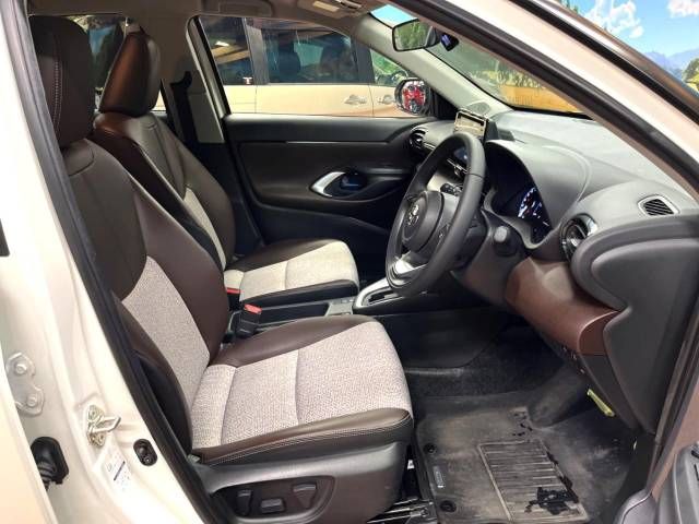 Toyota YARIS CROSS 2022-05 20361-8