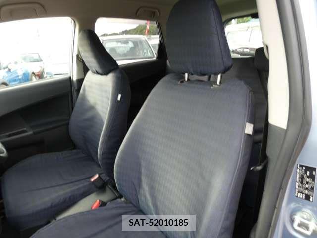 Toyota RACTIS 2011-03 387070-8