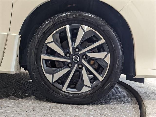 Nissan SERENA 2020-12 187172-17