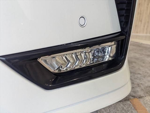 Nissan SERENA 2020-12 187172-10