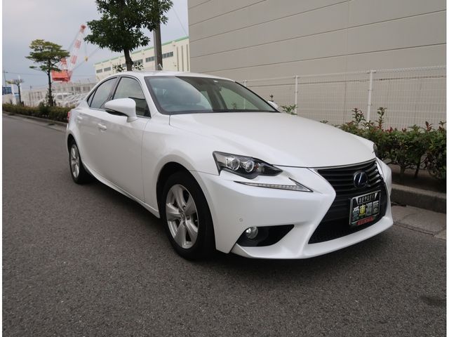 Lexus IS 2014-03 181485-11