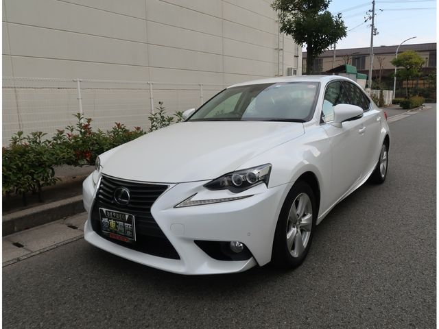 Lexus IS 2014-03 181485-13