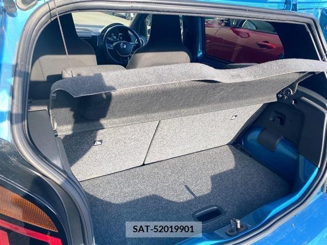 VolksWagen UP! 2019-01 289672-13