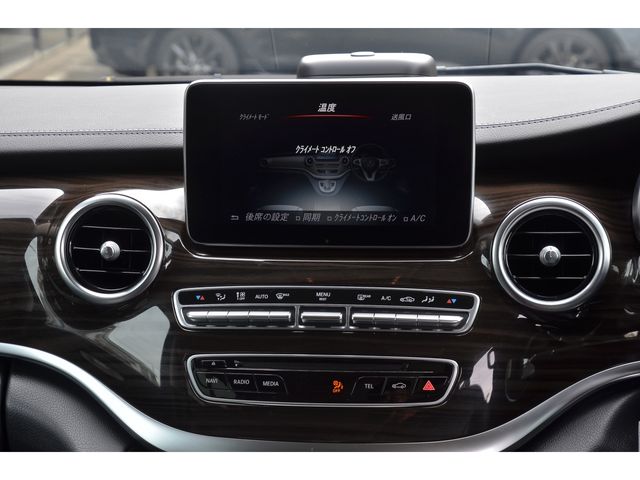 Mercedes Benz V-CLASS 2017-04 2811-8