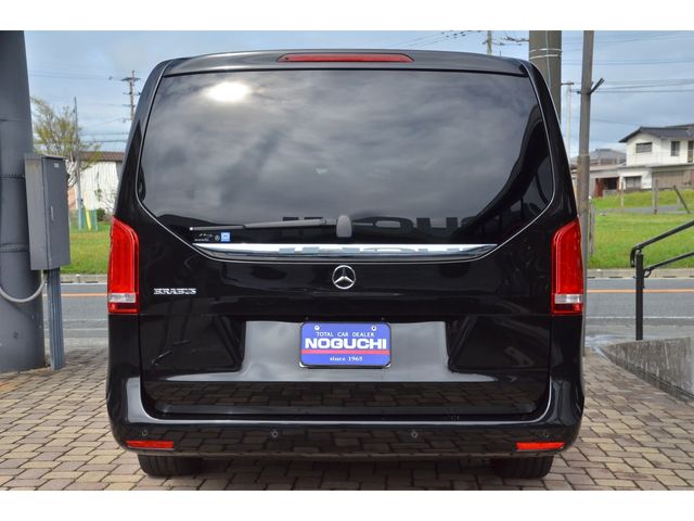 Mercedes Benz V-CLASS 2017-04 2811-5