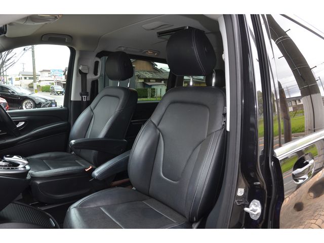 Mercedes Benz V-CLASS 2017-04 2811-13