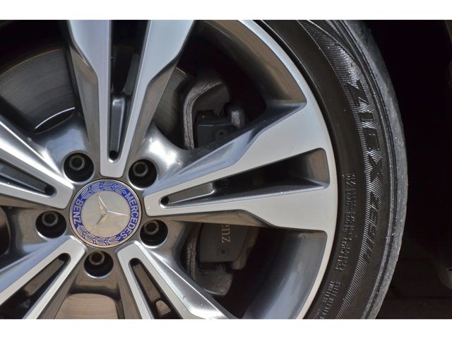 Mercedes Benz V-CLASS 2017-04 2811-24