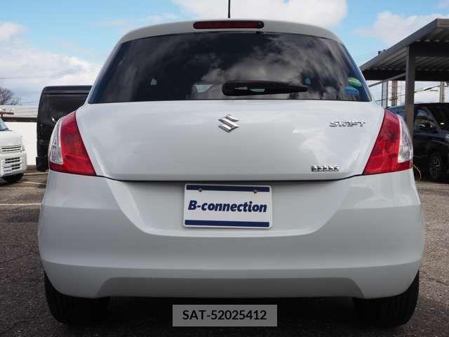 Suzuki SWIFT 2015-01 209951-8
