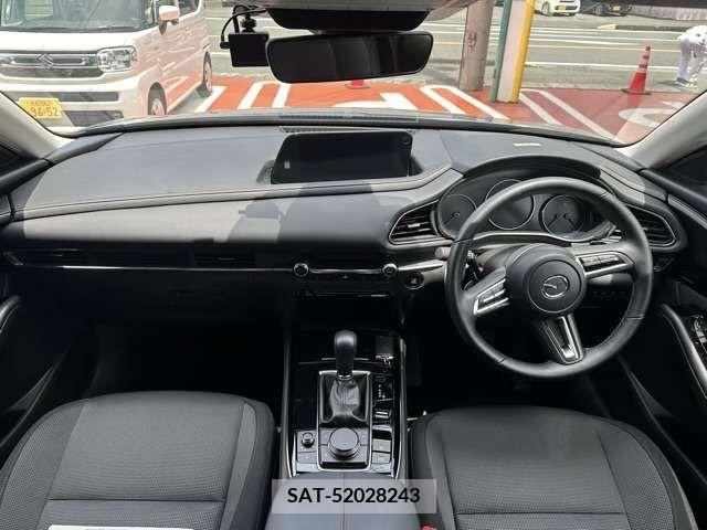 Mazda CX-30 2022-02 331733-6