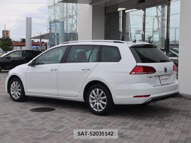 VolksWagen GOLF VARIANT 2019-08 320290-4