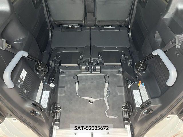 Honda N BOX CUSTOM 2018-04 307449-10