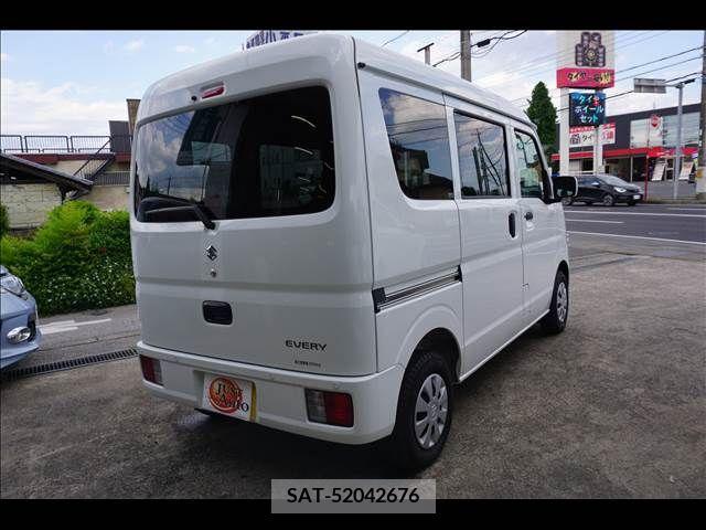 Suzuki EVERY 2023-01 301652-2