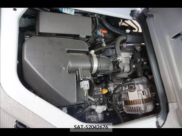 Suzuki EVERY 2023-01 301652-17