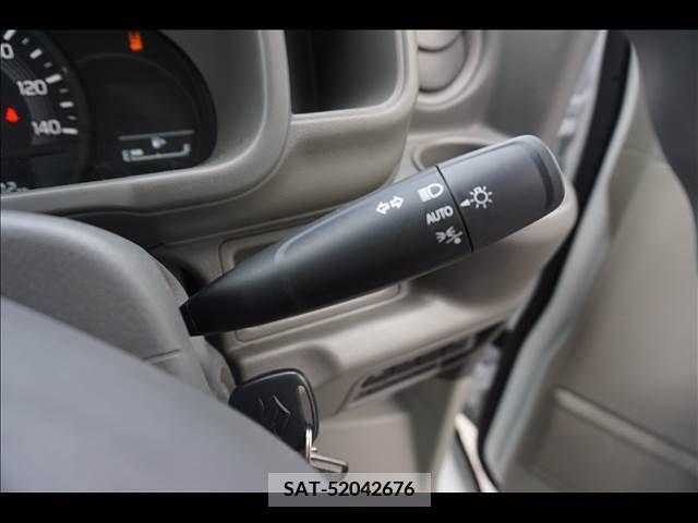 Suzuki EVERY 2023-01 301652-13