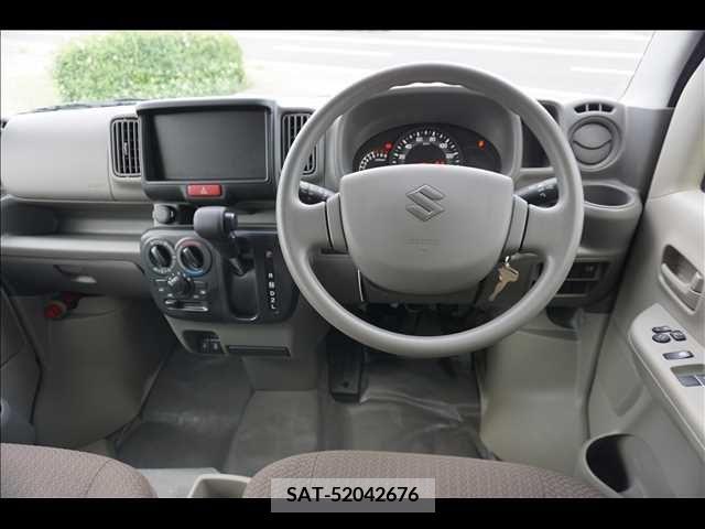 Suzuki EVERY 2023-01 301652-4
