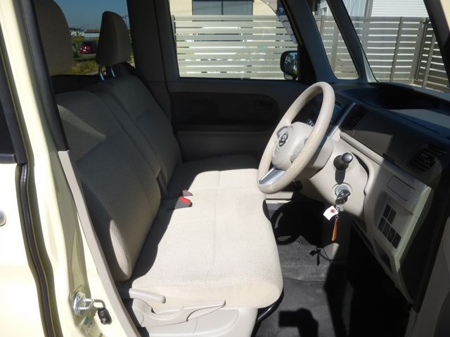 Daihatsu TANTO 2014-09 16095-16