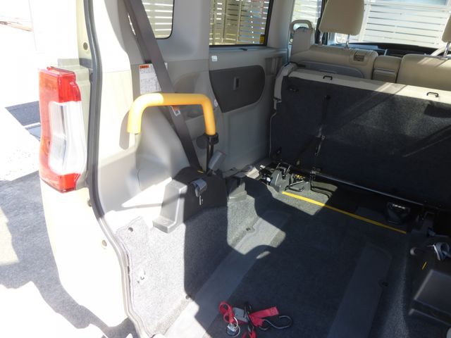 Daihatsu TANTO 2014-09 16095-5