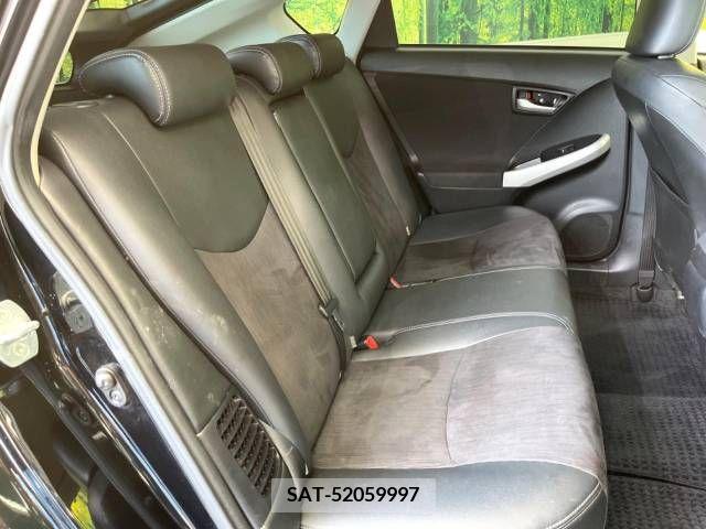 Toyota PRIUS 2012-08 322103-4