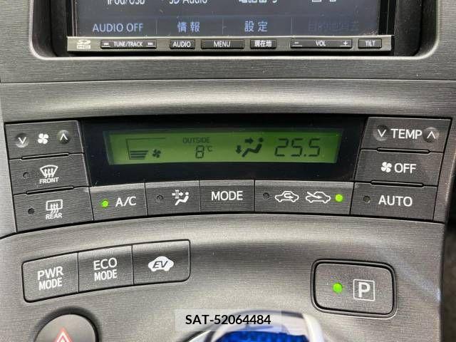 Toyota PRIUS 2011-11 256307-6