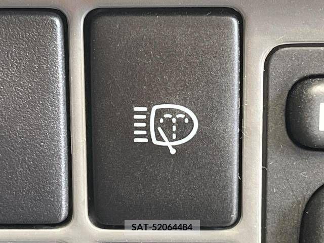 Toyota PRIUS 2011-11 256307-5