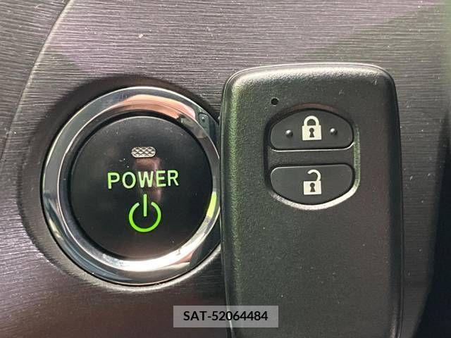 Toyota PRIUS 2011-11 256307-4