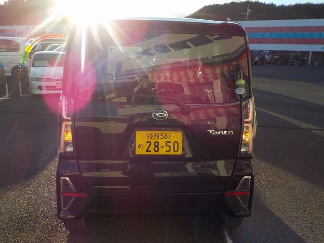 Daihatsu TANTO CUSTOM 2019-09 26496-6