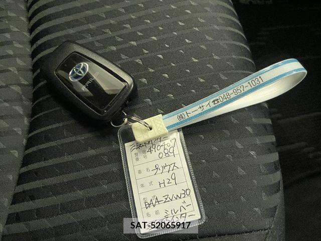 Toyota PRIUS 2017-11 347405-23