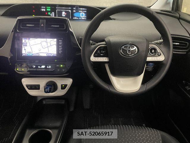 Toyota PRIUS 2017-11 347405-1