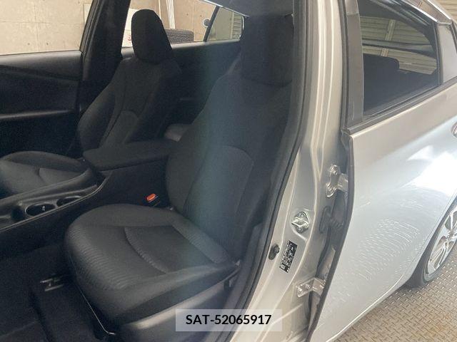 Toyota PRIUS 2017-11 347405-10
