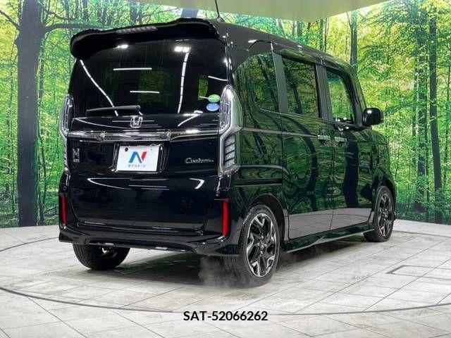 Honda N BOX CUSTOM 2019-01 211241-17